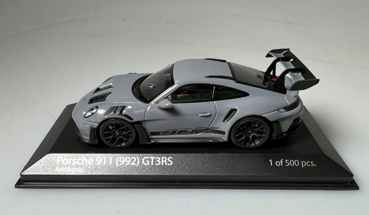 特殊部隊1:43 ポルシェ 911 (991 Ⅱ) GT2 RS MR ブルー Manthey Racing特注 乗用車