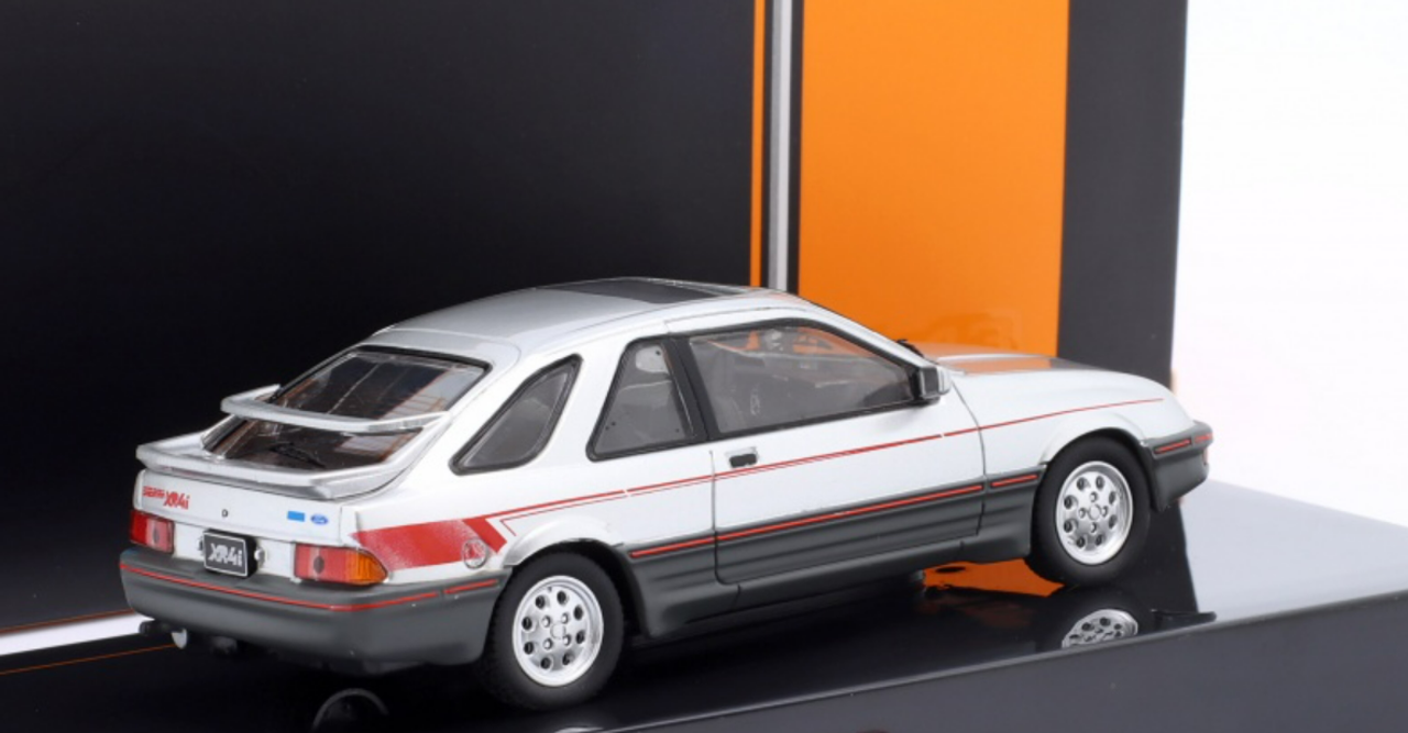 1/43 Ixo 1984 Ford Sierra XR4i (Silver) Car Model