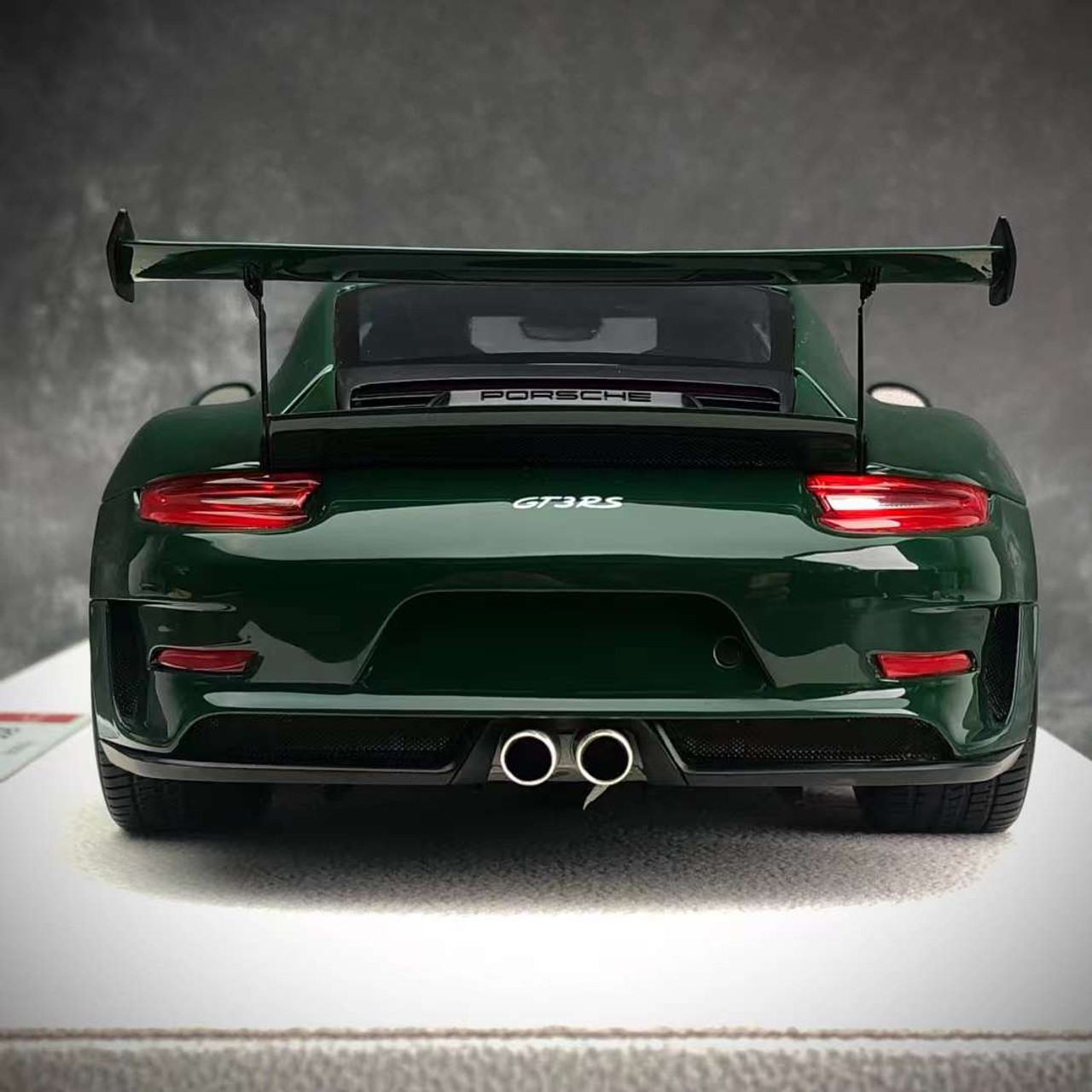 1/18 Makeup Porsche 911 991.2 GT3 RS (Dark Green) Resin Car Model Limited 30 Pieces