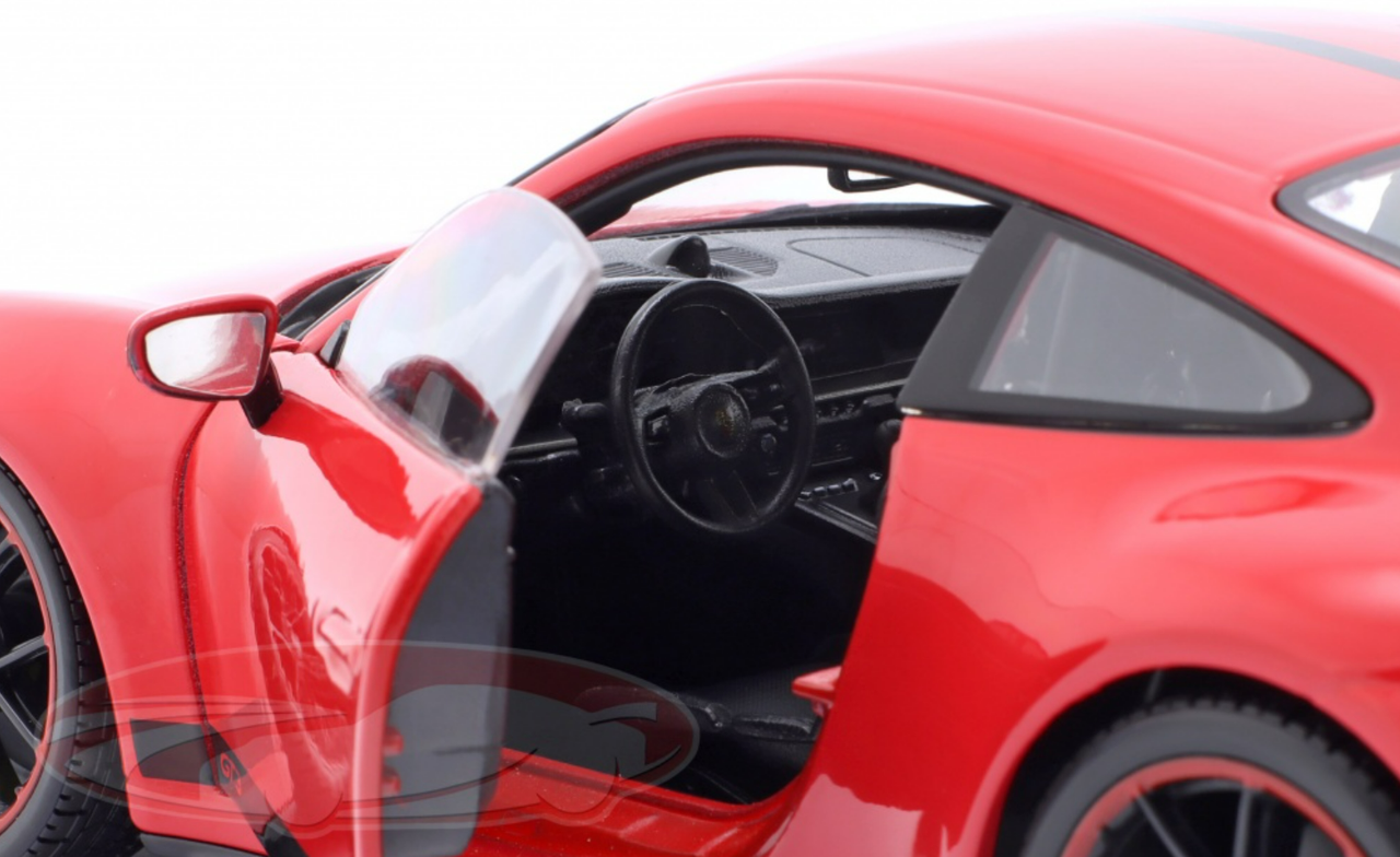 1/18 Maisto 2022 Porsche 911 (992) GT3 (Red with Stripe) Diecast Car Model