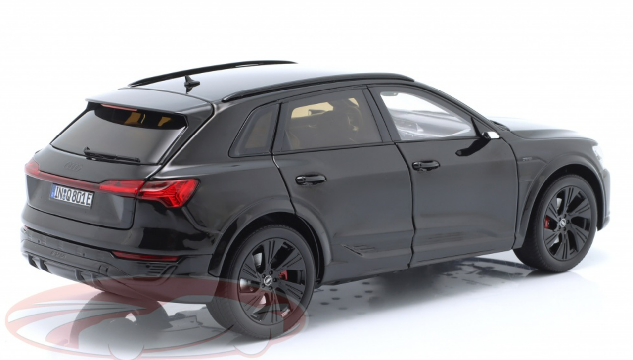 1/18 Dealer Edition 2023 Audi Q8 E-Tron (Myth Black) Diecast Car Model