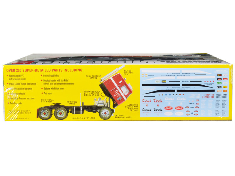 Skill 3 Model Kit Peterbilt 352 Pacemaker Cabover Tractor 
