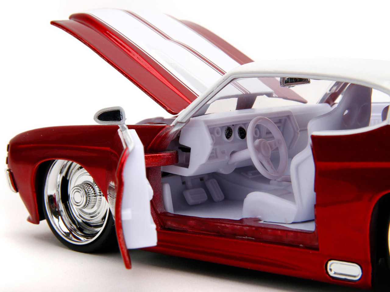 1971 Chevrolet Chevelle SS Candy Red with White Top White Stripes and White Interior "Bigtime Muscle" Series 1/24 Diecast Model Car by Jada