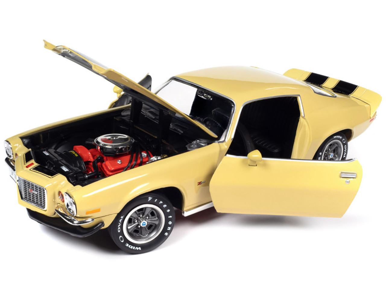 1/18 Auto World 1972 Chevrolet Camaro RS Z28 (Cream Yellow with Black Stripes) Diecast Car Model