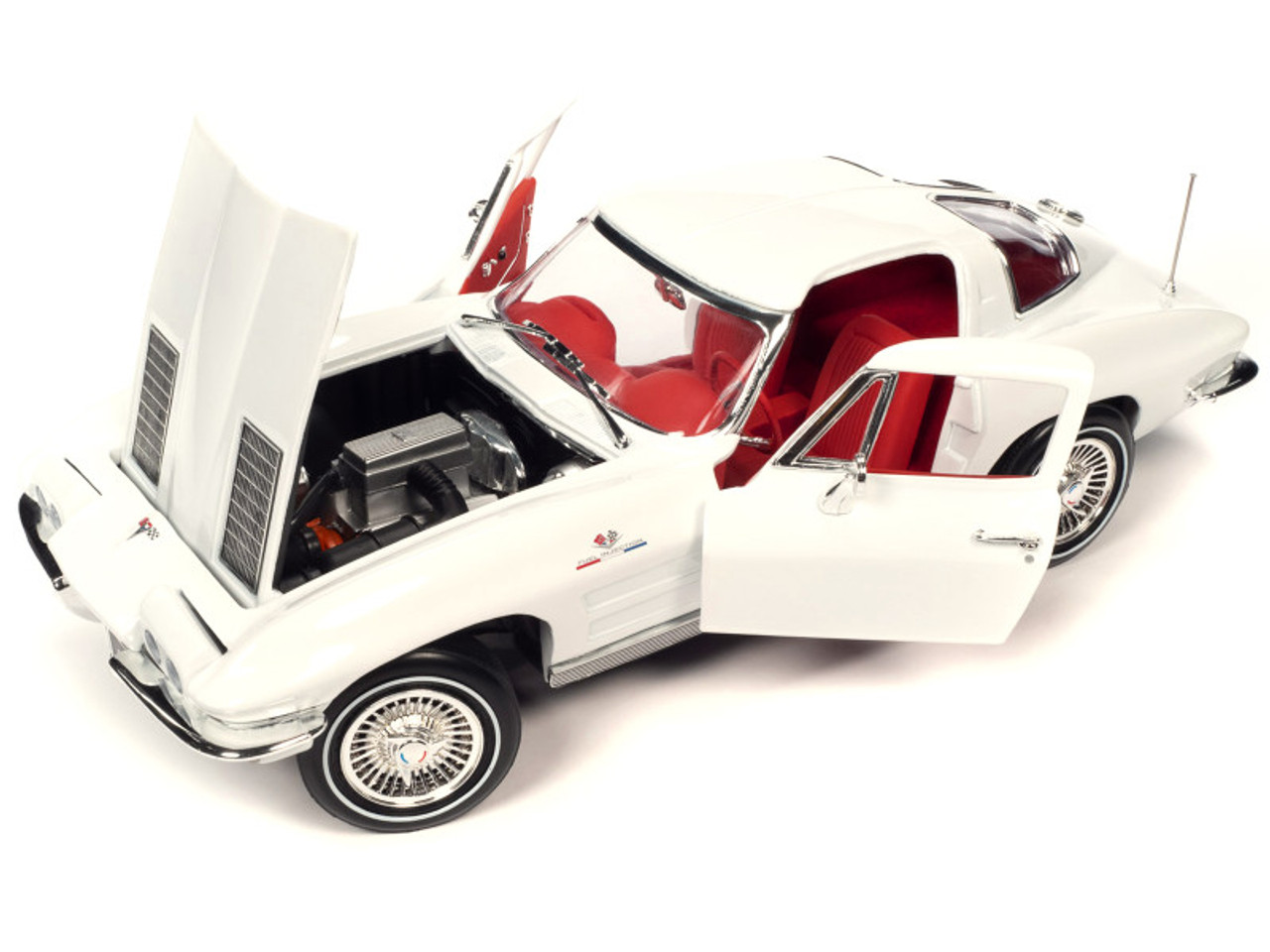 1/18 Auto World 1963 Chevrolet Corvette Z06 Split-Window Coupe Ermine White with Red Interior Diecast Car Model