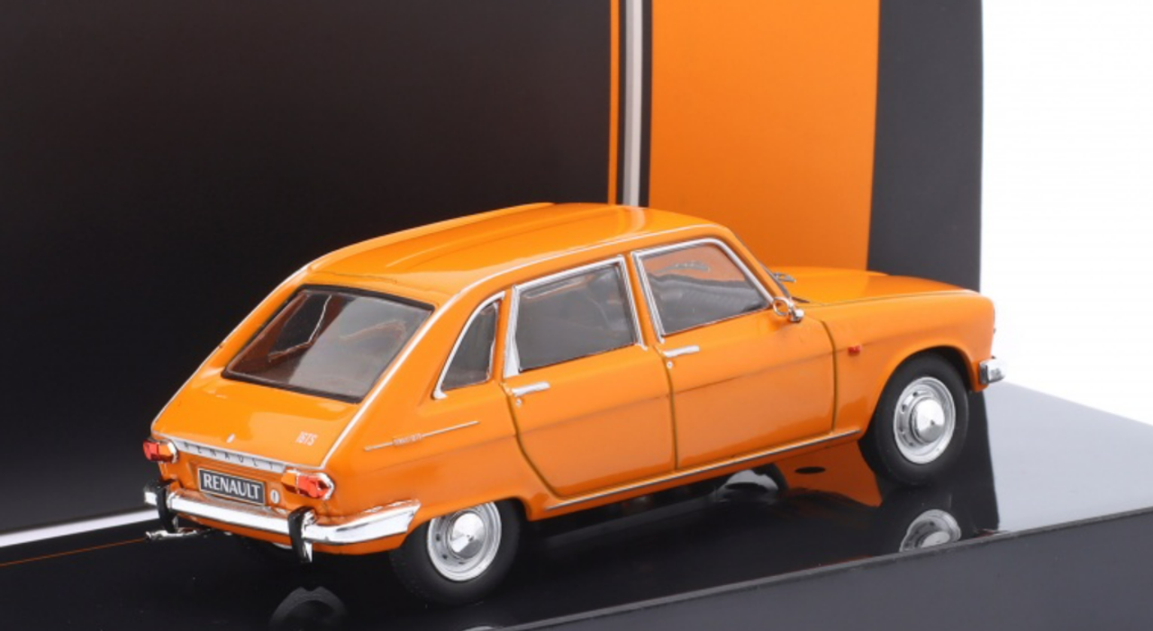 1/43 Ixo 1969 Renault 16 (Orange) Car Model