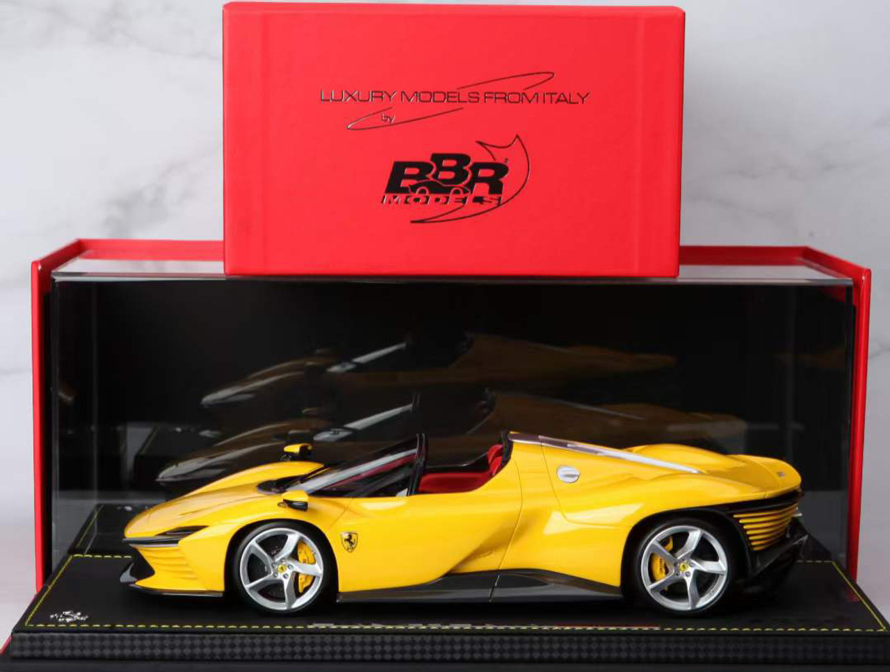 1/18 BBR Ferrari Daytona SP3 (Giollo Modena Yellow) Resin Car