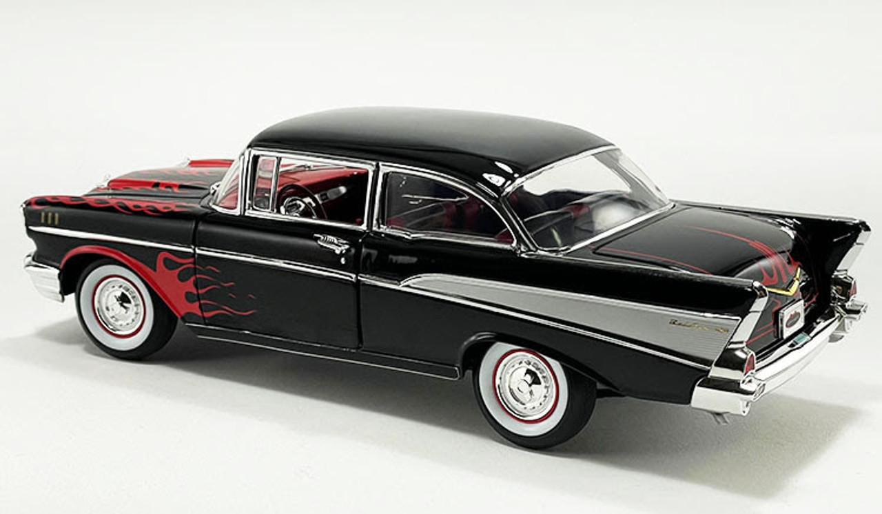 1/18 ACME 1957 Chevrolet Bel Air Custom Paint Shop Tom's Garage Edition Diecast Car Model