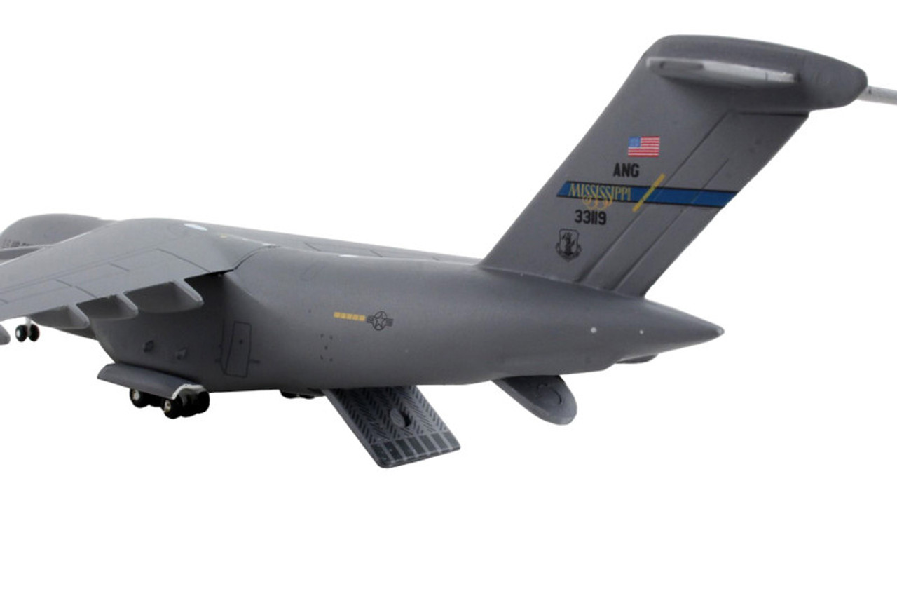 McDonnell Douglas C-17A Globemaster III Transport Aircraft "172nd AW 183rd AS Mississippi Air National Guard" United States Air Force "Gemini Macs" Series 1/400 Diecast Model Airplane by GeminiJets