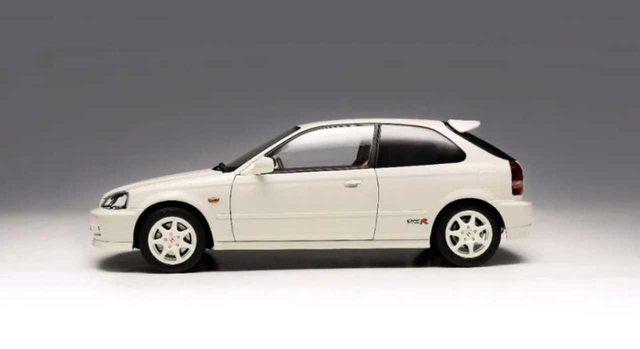 1/18 Motorhelix Honda Civic Type R (EK9) (Championship White) Full Open Diecast Car Model with Extra Engine