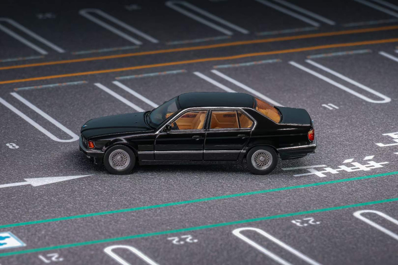 1/64 DCM BMW E32 7-Series Sedan (Black) Diecast Car Model