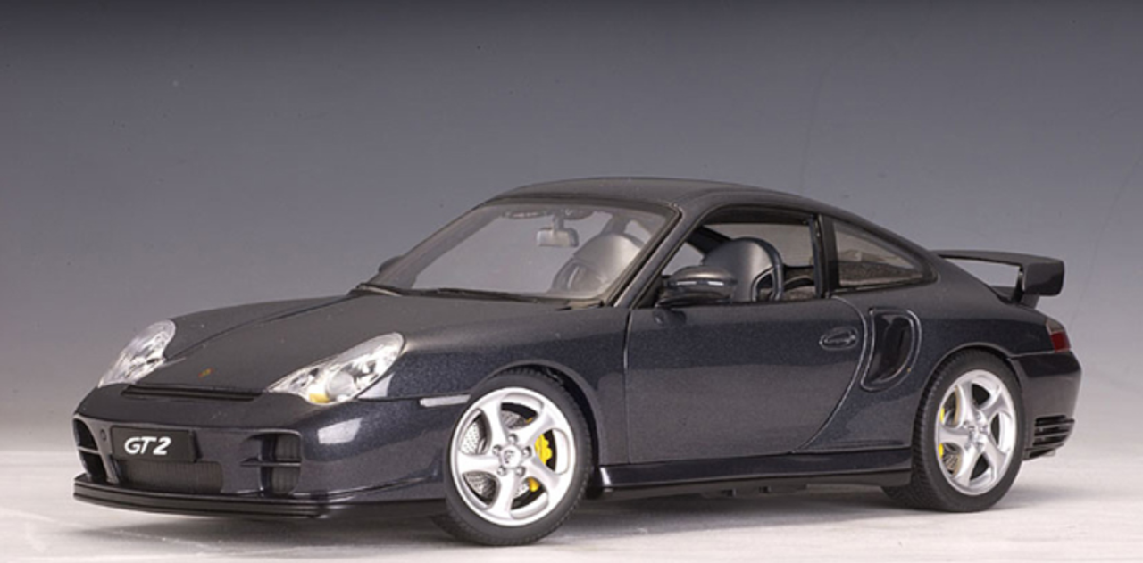 1/18 AUTOart Porsche 911 996 GT2 (Grey) Diecast Car Model 77842