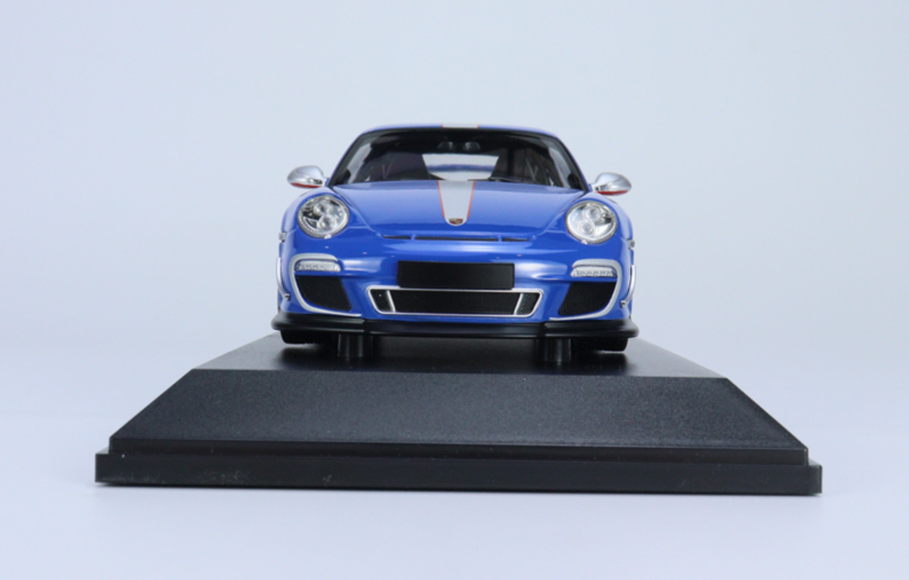 1/18 Minichamps 2011 Porsche 911 (997) GT3 RS 4.0 (Blue) Car Model