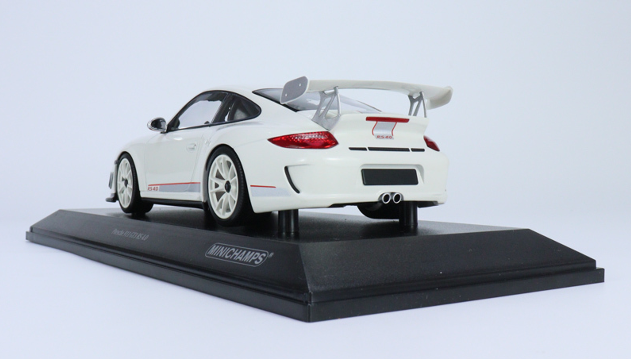 1/18 MINICHAMPS PORSCHE 911 GT3 RS 4.0 - 2011 - White Diecast Sealed