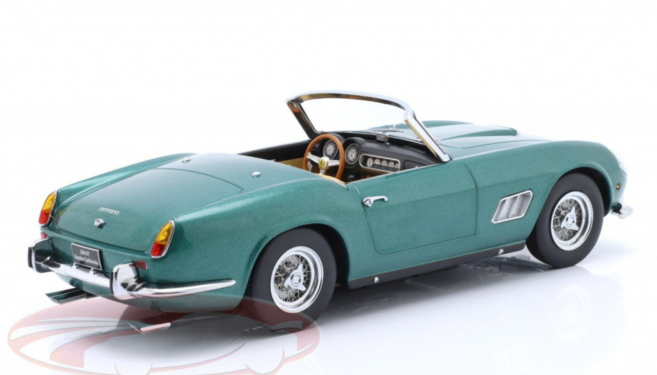 1/18 KK-Scale 1960 Ferrari 250 GT California Spyder (Green Metallic) Car  Model