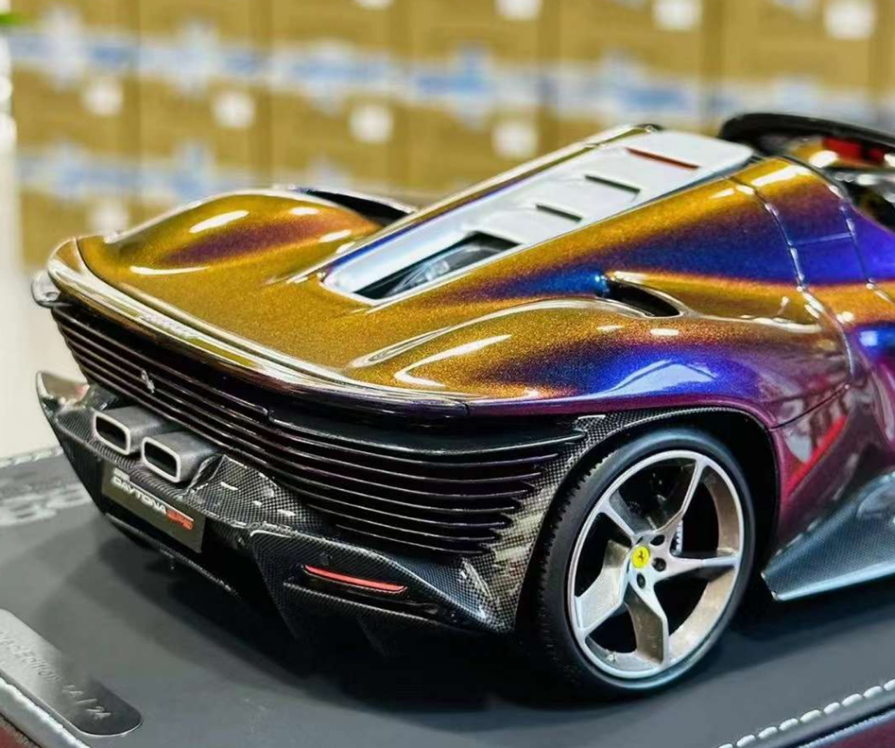 1/18 BBR Ferrari Daytona SP3 (Chameleon Purple Holographic) Resin Car Model Limited 24 Pieces