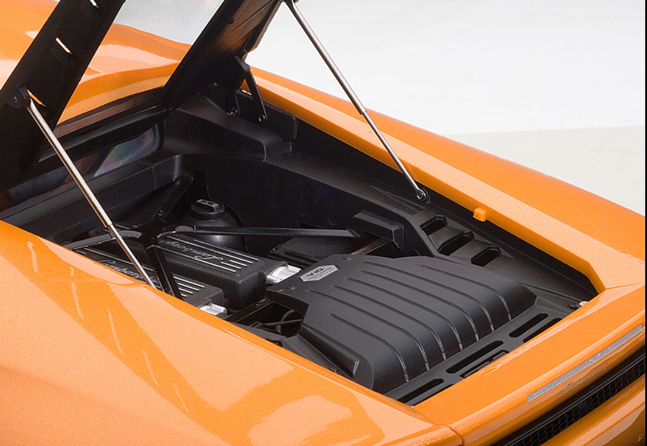1/12 AUTOart Lamborghini Huracan LP610-4 (Arancio Borealis 4-Layer Pearl Metallic Orange) Car Model