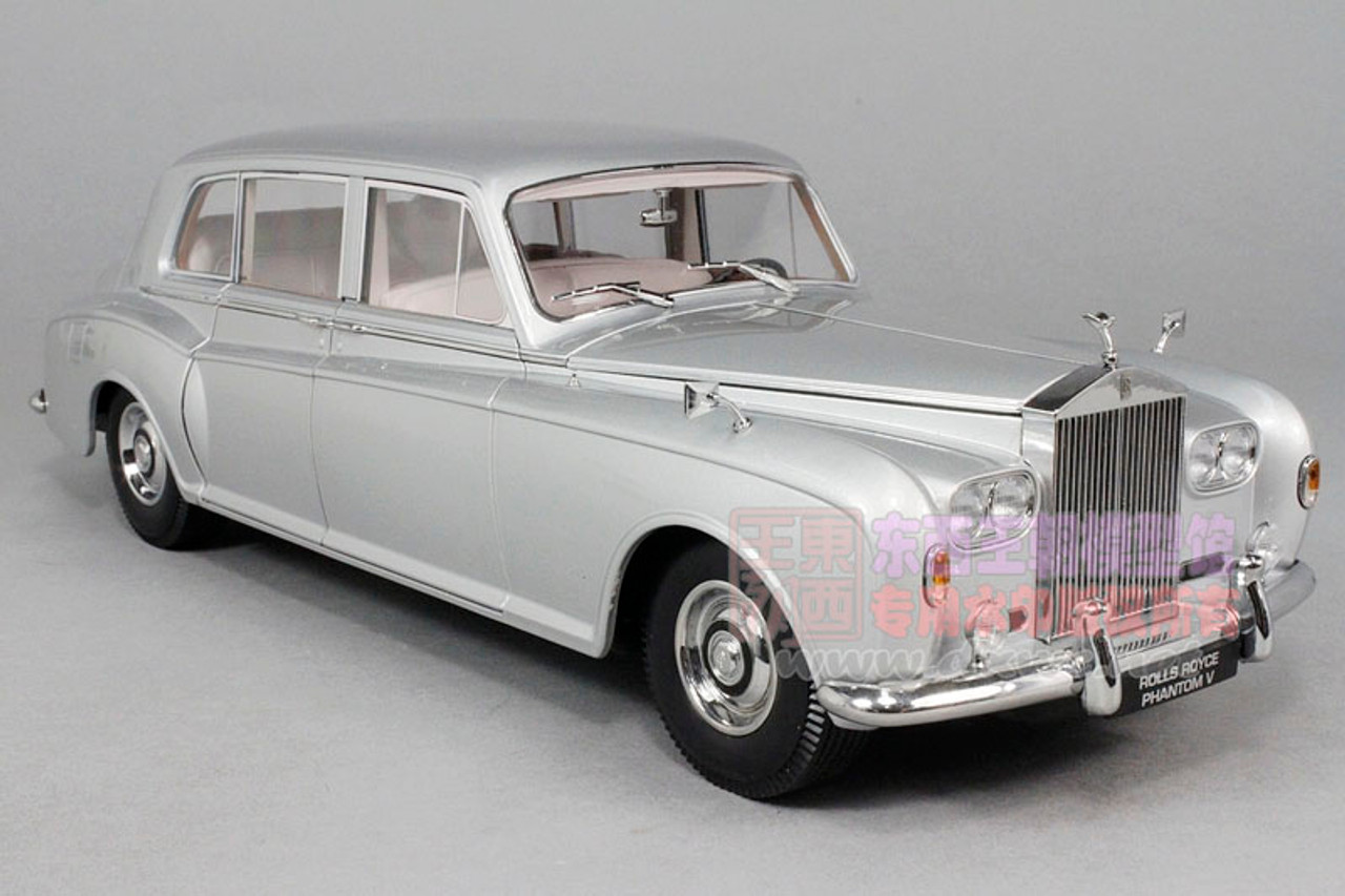 1/18 Paragon 1964 Rolls-Royce Phantom V (Silver) Diecast Car Model