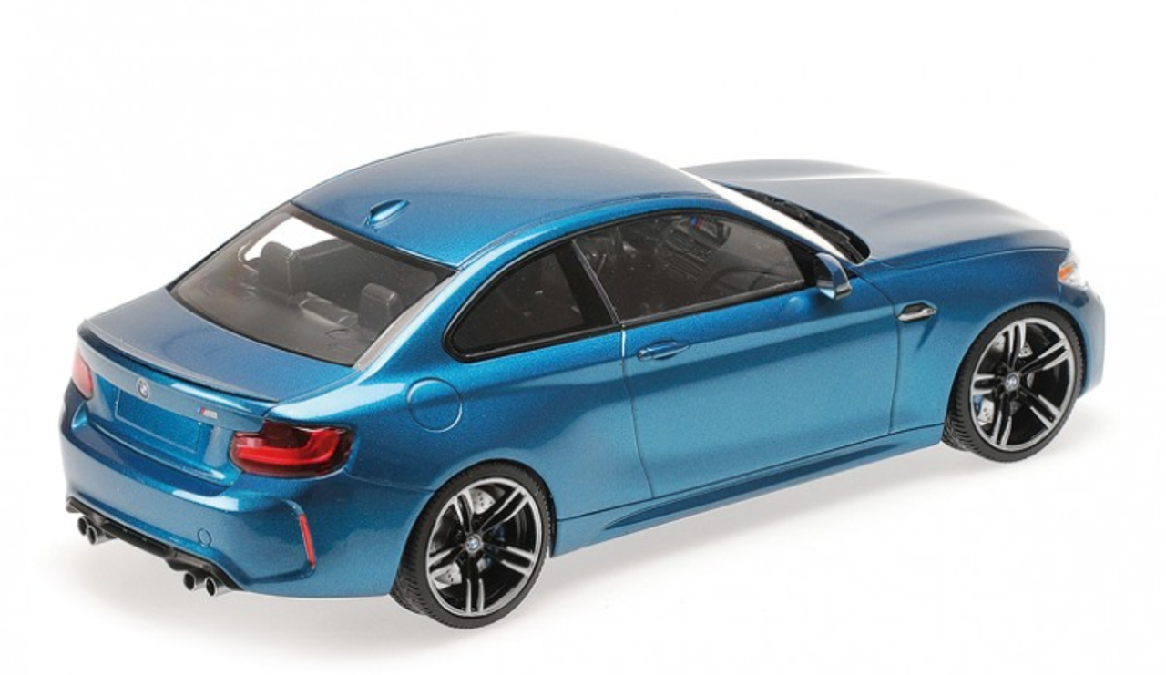 1/18 Dealer Edition BMW F87 M2 (Long Beach Blue) Enclosed Car Model