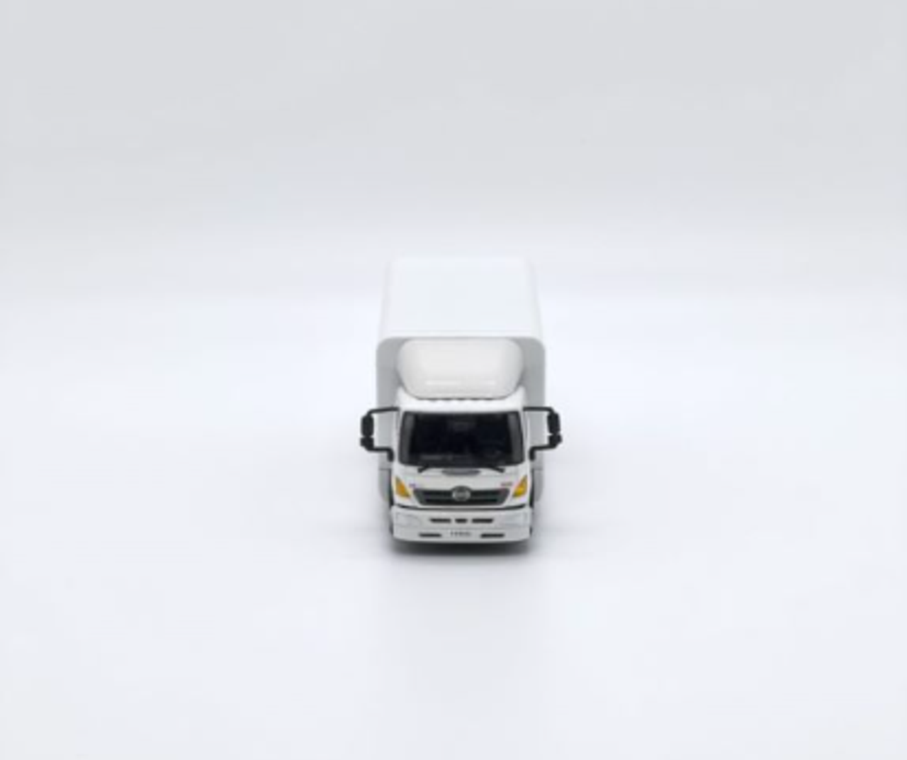 1/64 Unique Model & Tiny Hino Ranger 500 (White) Diecast Car Model