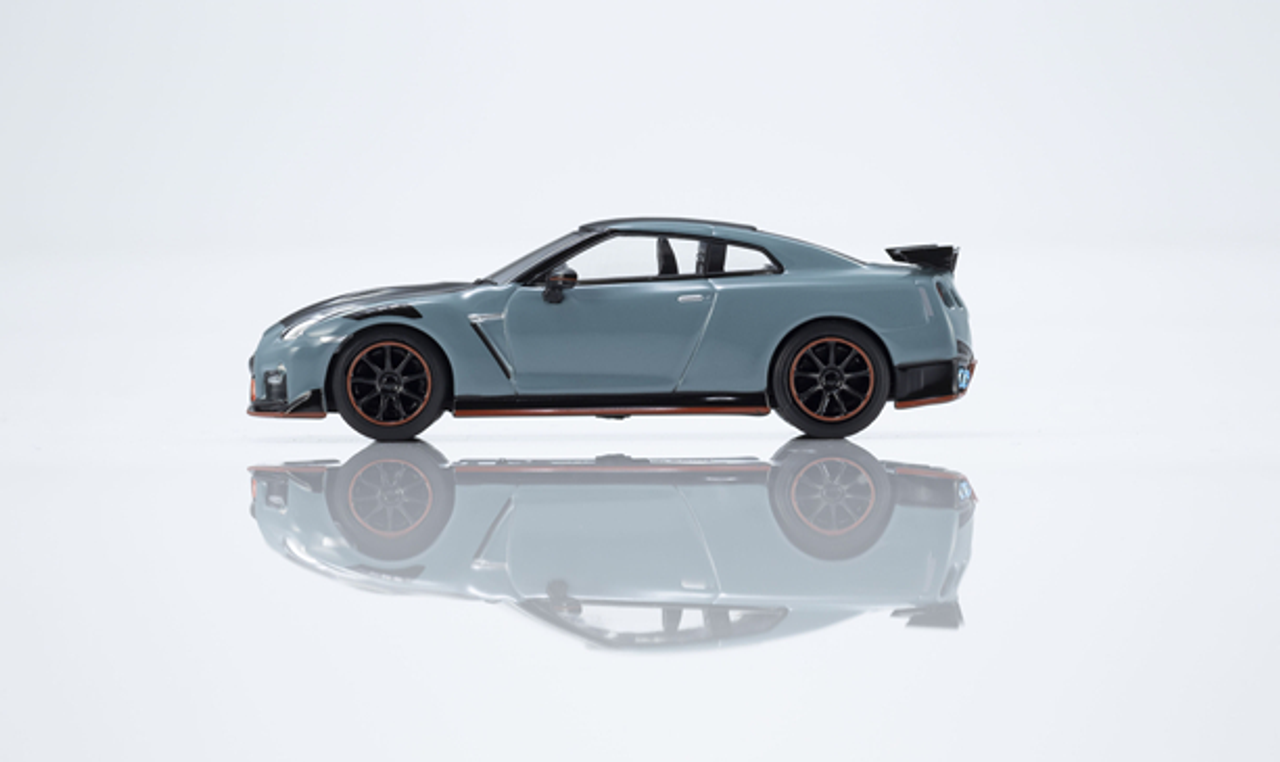 1/64 Kyosho Nissan GT-R Nismo Special Edition