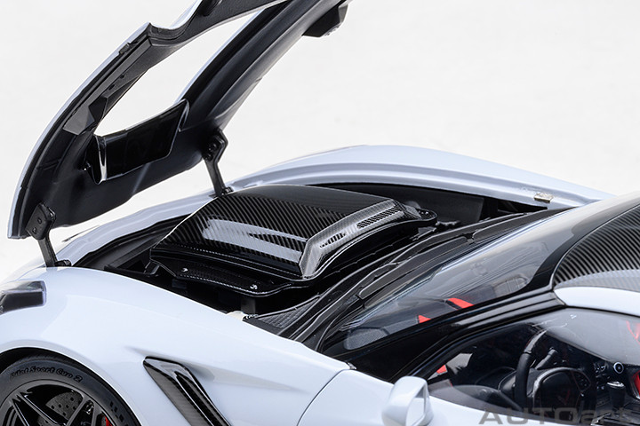 1/18 AUTOart 2019 Chevrolet Corvette ZR1 C7 (Ceramic Matrix Grey