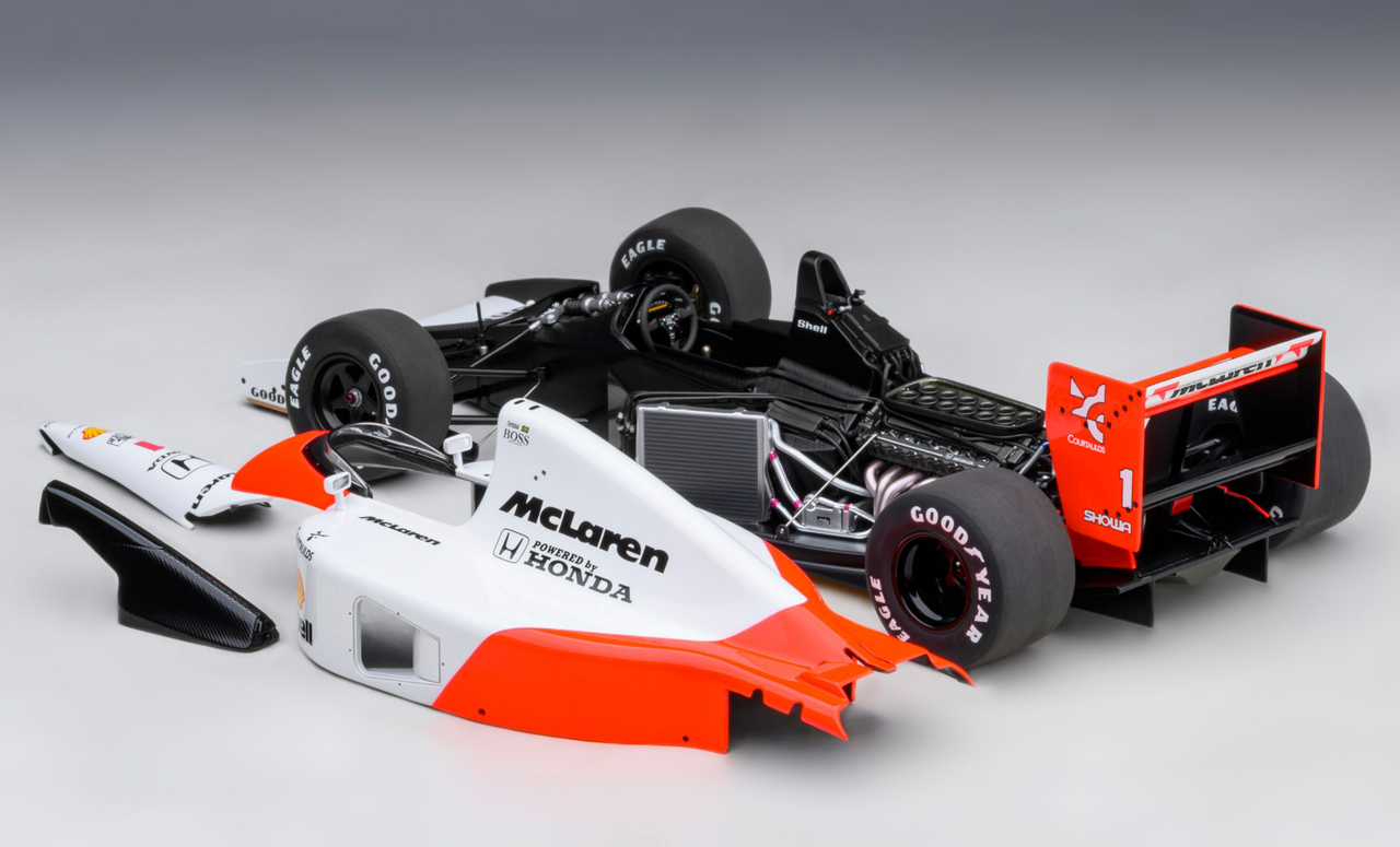 1/18 AUTOart 1991 McLaren Honda MP4/6 Japanese GP with McLaren 