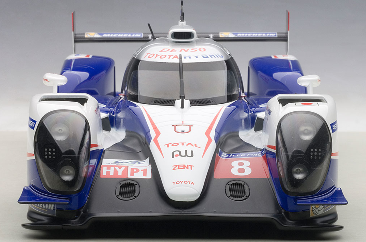 最新品在庫AUTO art 81416 1/18 トヨタ TS040 HYBRID ル・マン ’14 #8 WEC マニュ&ドライバーズ・チャンピオン レーシングカー