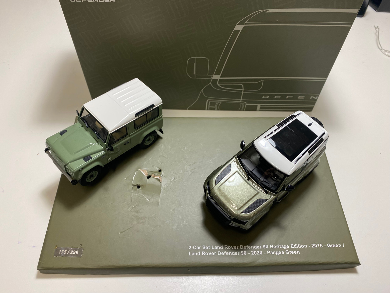 PACKAGE DAMAGED 1/43 Almost Real 2 Cars Set 2015 Land Rover Defender 90 Heritage Edition &  2020 Land Rover Defender 90 (Green) Car Model