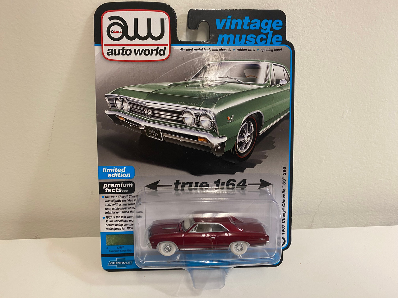 CHASE CAR 1/64 Auto World 1967 Chevrolet Chevelle SS 396 (Red with White Wheels) Diecast Car Model
