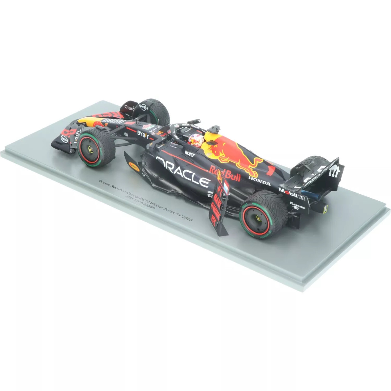 1/18 Spark 2023 Formula 1 Oracle Red Bull Racing RB19 No.1 Oracle