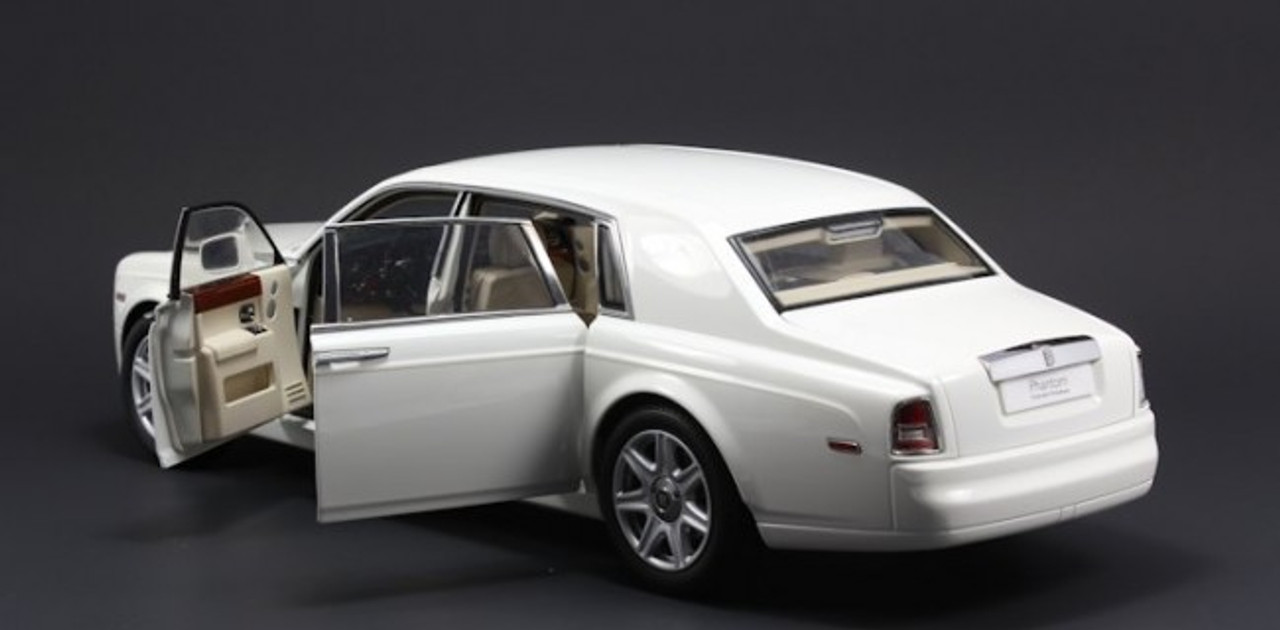 1/18 Kyosho Rolls-Royce Phantom Extended Wheelbase (EWB