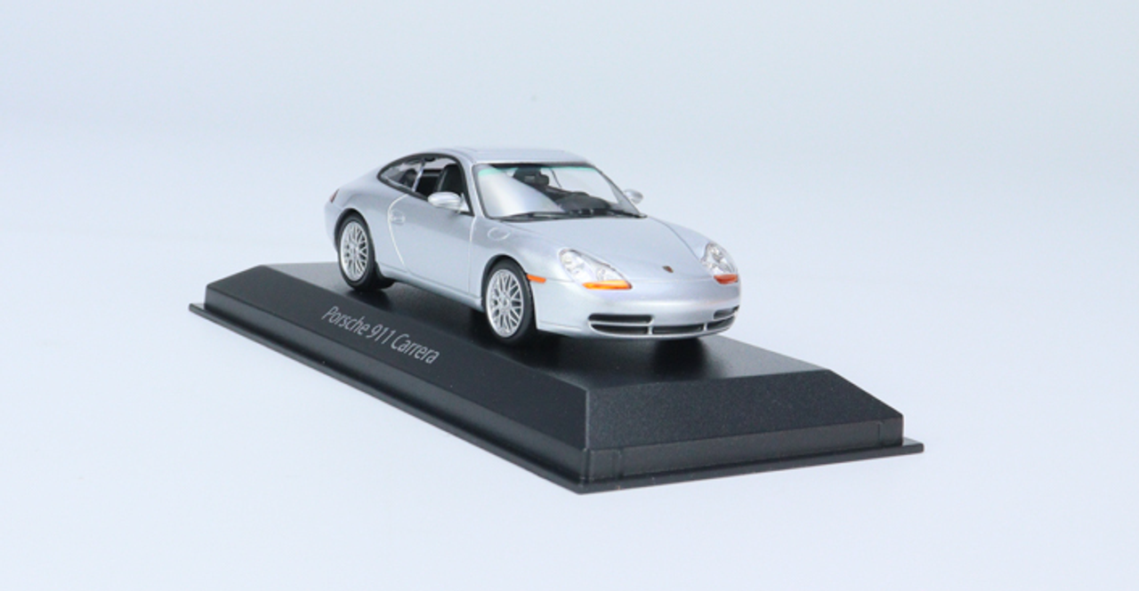 1/43 Minichamps 1998 Porsche 911 (996) (Silver Metallic) Car Model