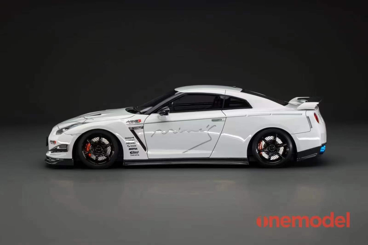 1/18 Onemodel Nissan GT-R R35 Mine's (White) Resin Car Model Limited 40 Pieces