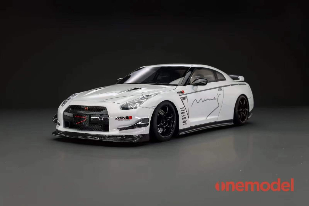 1/18 Onemodel Nissan GT-R R35 Mine's (White) Resin Car Model Limited 40 Pieces