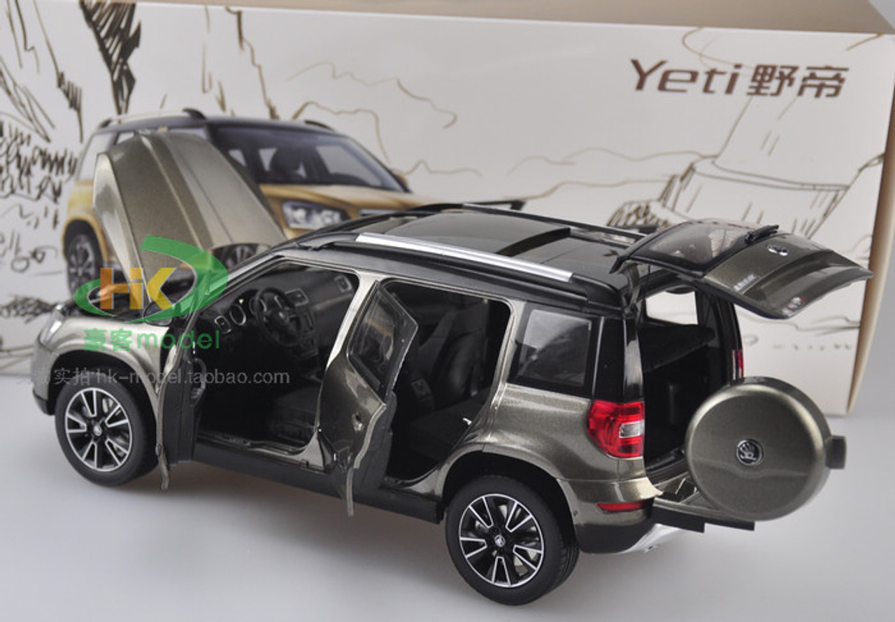 1/18 Dealer Edition Skoda Yeti (Grey) Diecast Car Model