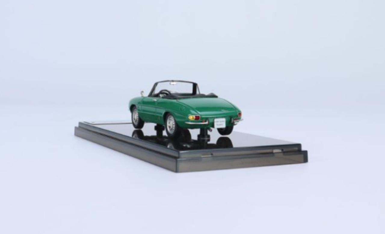 1/43 Century Dragon Alfa Romeo 1600 Spider Duetto 1966 Green Resin Car Model