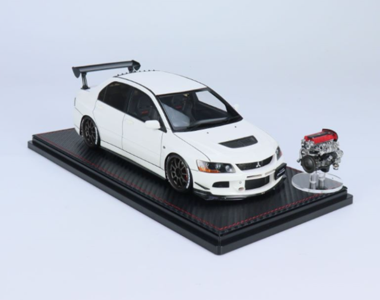 1/18 Ignition Model Mitsubishi Lancer Evolution IX (CT9A) White With 4G63  MIVEC Engine - LIVECARMODEL.com