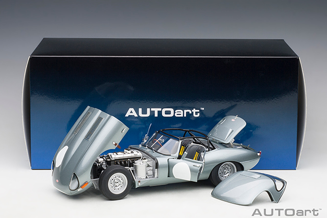 特価 SMTS (1/24) ジャガー E-type Light Weight 1/18 AUTOart Jaguar Lightweight E-Type EType (Silver) Car