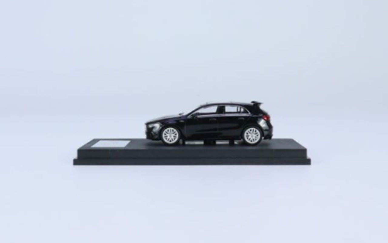 1/64 Kiloworks 20023 Mercedes Benz AMG A45 S Black