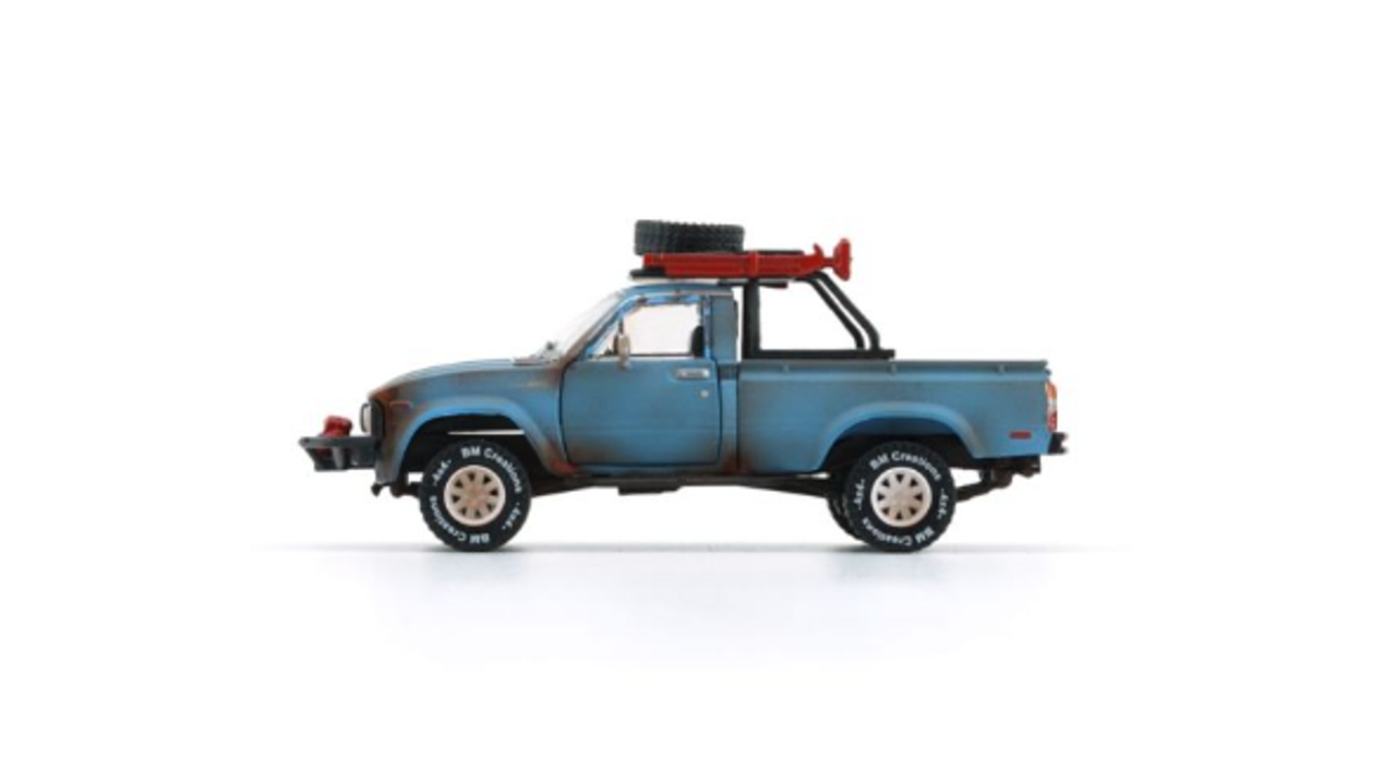 1/64 BM Creations Toyota 1980 Hilux N60, N70 -Matte Rusting Blue w/Accessory Diecast Car Model