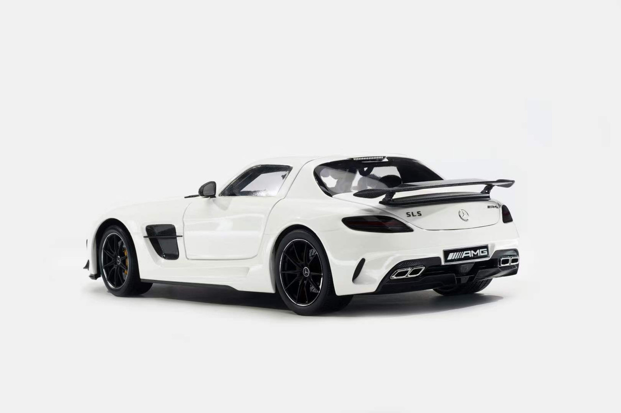 Mercedes-Benz SLS AMG ミニカー 1/18 ブラックシリーズ 楽天市場】ミニチャンプス 1/18 メルセデスベンツ AMG SLS