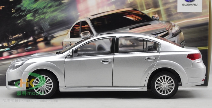 1/18 Dealer Edition Subaru Legacy (Silver) Diecast Car Model
