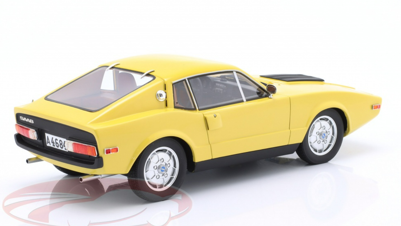 1/18 Cult Scale Models 1973 Saab Sonnet III (Yellow) Car Model