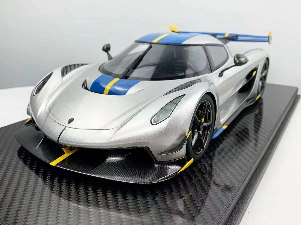 専用　1 1/18 Frontiart Koenigsegg Jesko Attach (Moon Silver) Resin Car