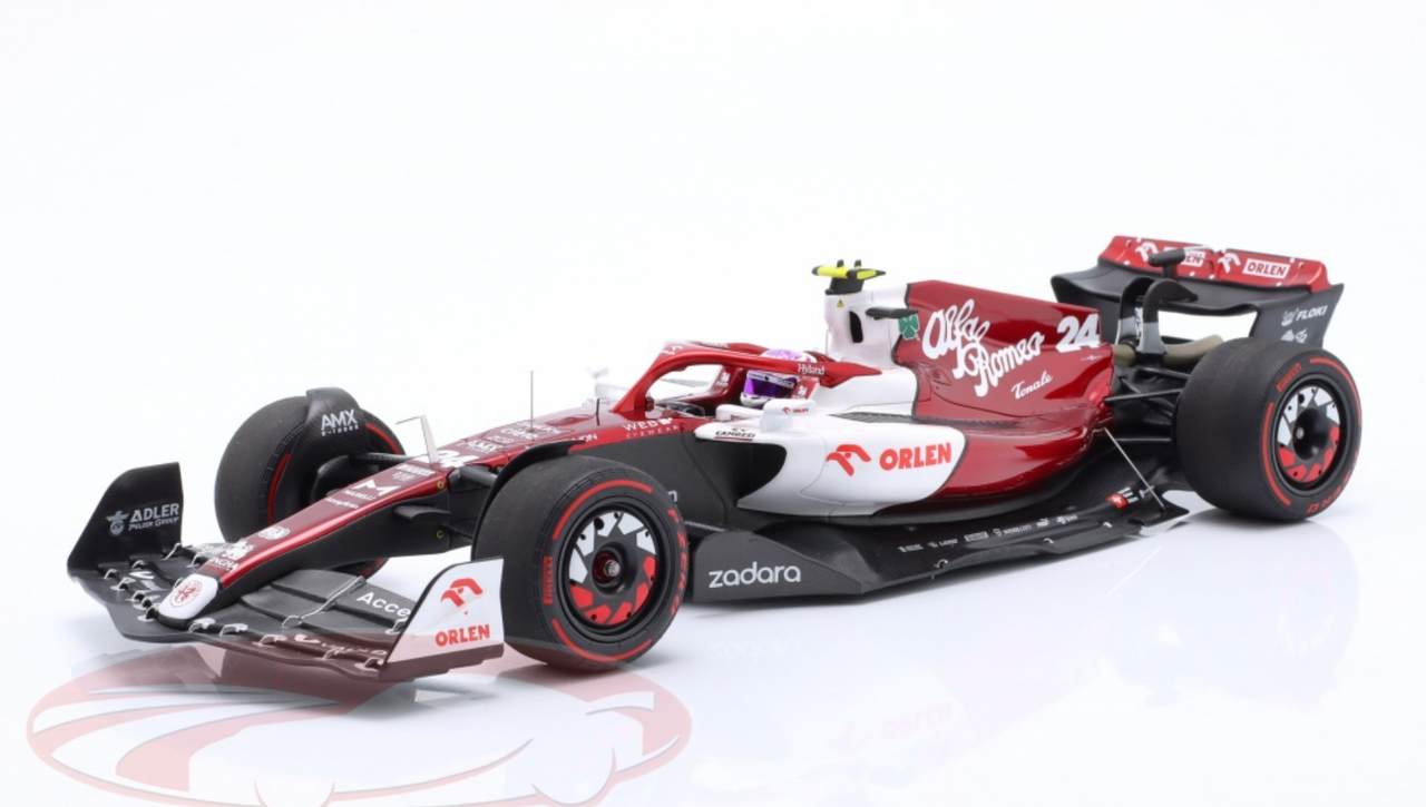1/18 Minichamps 2022 Formula 1 Zhou Guanyu Alfa Romeo C42 #24 10th Bahrain GP Car Model with Collector's Box