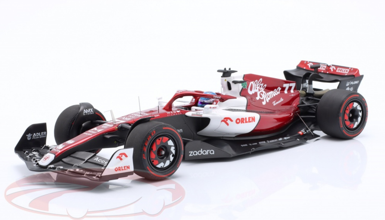 1/18 Minichamps 2022 Formula 1 Valtteri Bottas Alfa Romeo C42 #77 6th Bahrain GP Car Model with Collector's Box