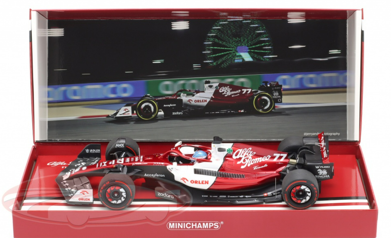 1/18 Minichamps 2022 Formula 1 Valtteri Bottas Alfa Romeo C42 #77 6th Bahrain GP Car Model with Collector's Box