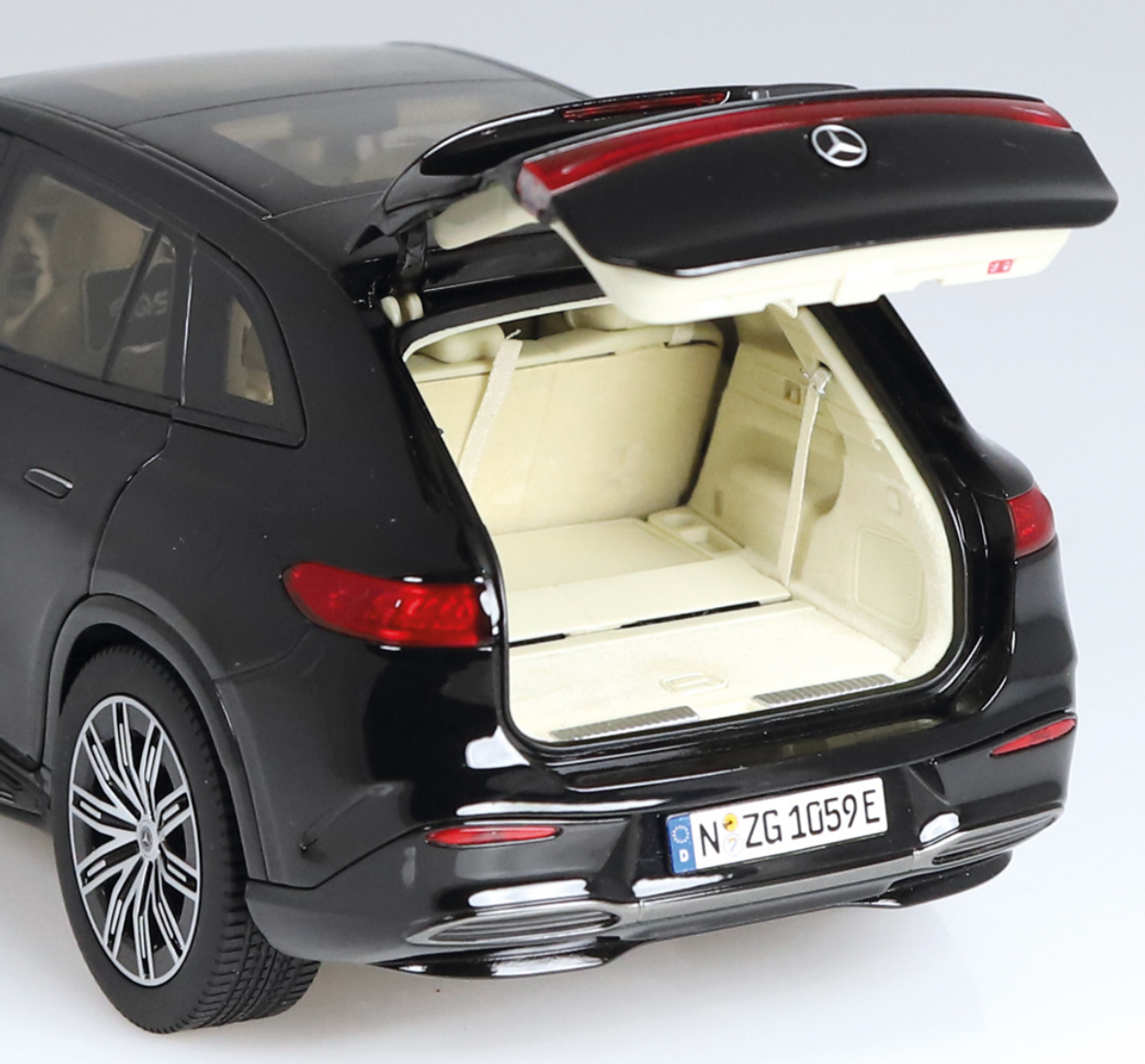 1/18 NZG Mercedes-Benz EQS AMG Line (Obsidian Black) Diecast Car Model