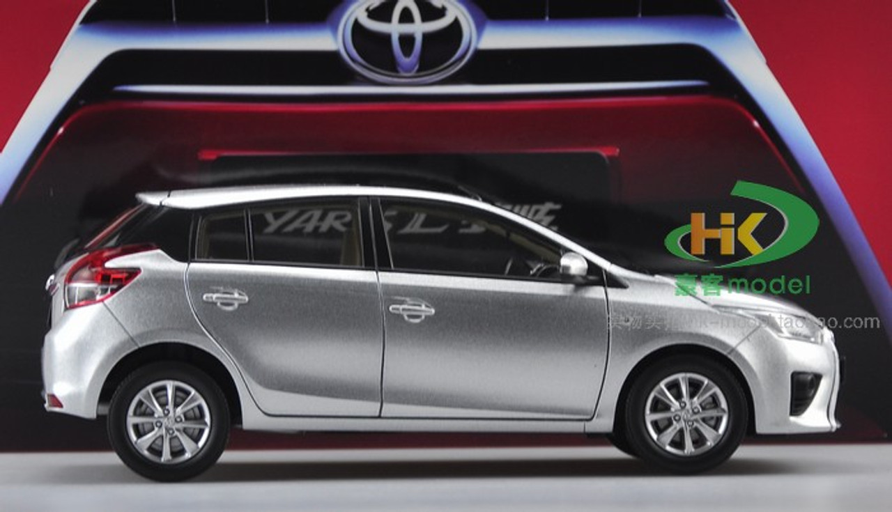 1/18 Dealer Edition Toyota Yaris L / Vios (Silver) Diecast Car Model